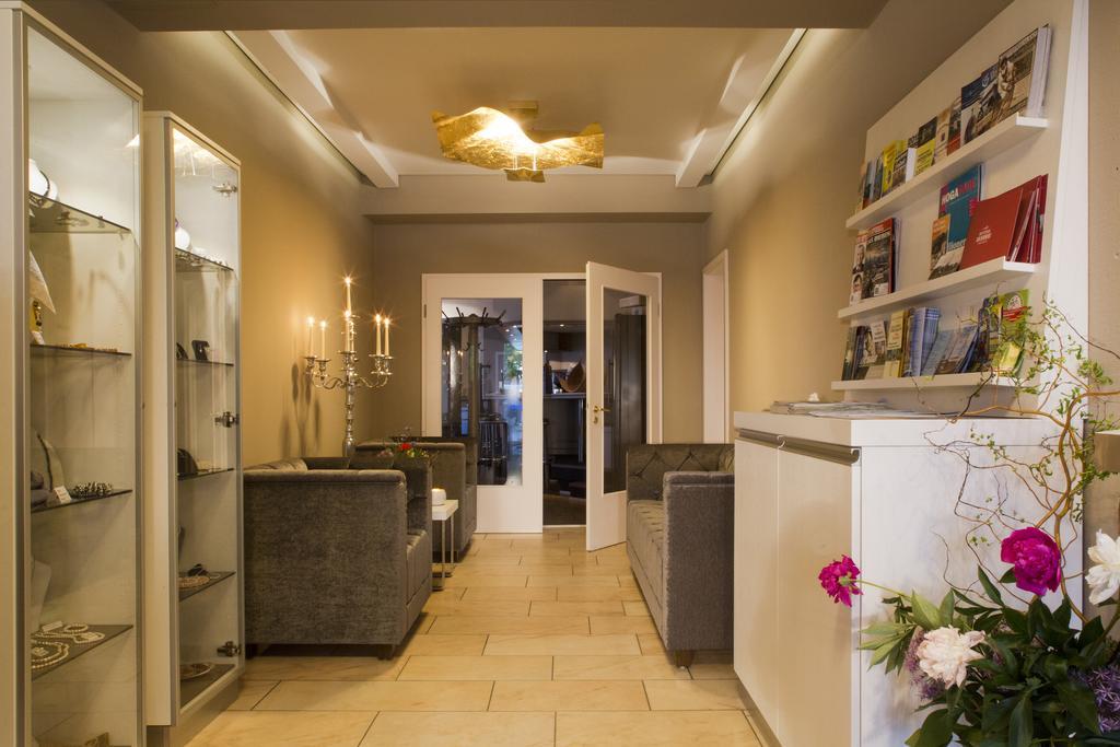 Ueckermünde Hafenhotel Pommernyacht מראה חיצוני תמונה