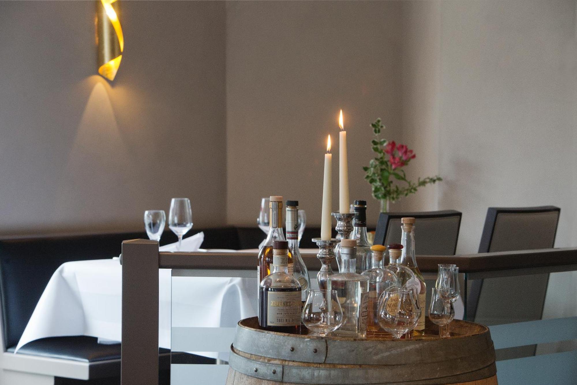 Ueckermünde Hafenhotel Pommernyacht מראה חיצוני תמונה
